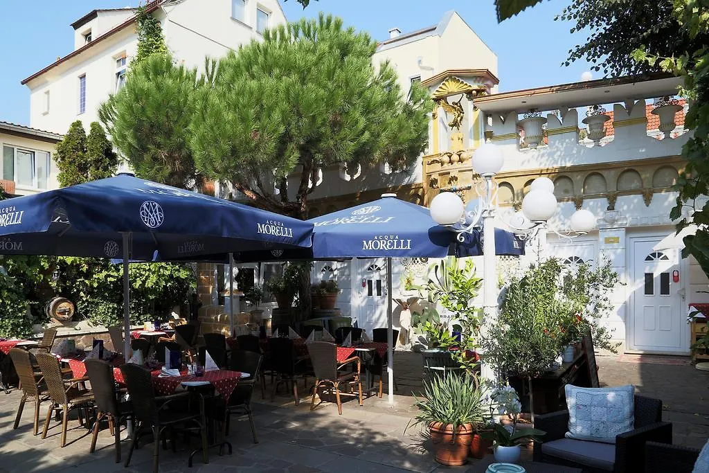 Hotel Don Giovanni-1